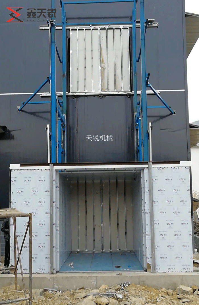 西双版纳轿厢式升降货梯